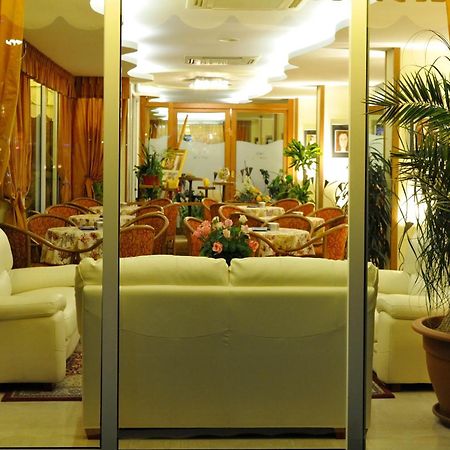 Hotel Al Prater Lignano Sabbiadoro Dış mekan fotoğraf