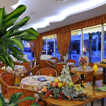 Hotel Al Prater Lignano Sabbiadoro Dış mekan fotoğraf