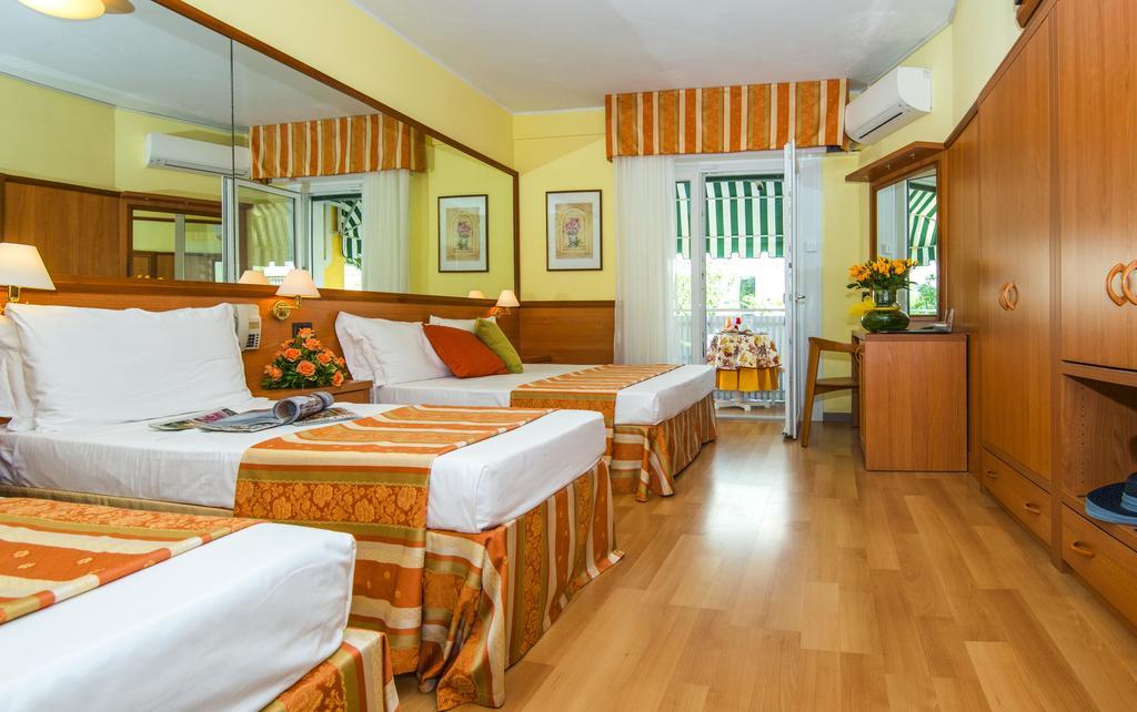 Hotel Al Prater Lignano Sabbiadoro Dış mekan fotoğraf