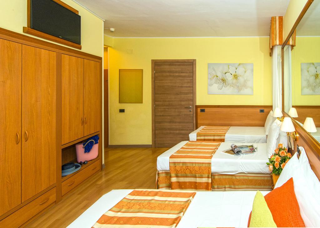 Hotel Al Prater Lignano Sabbiadoro Dış mekan fotoğraf