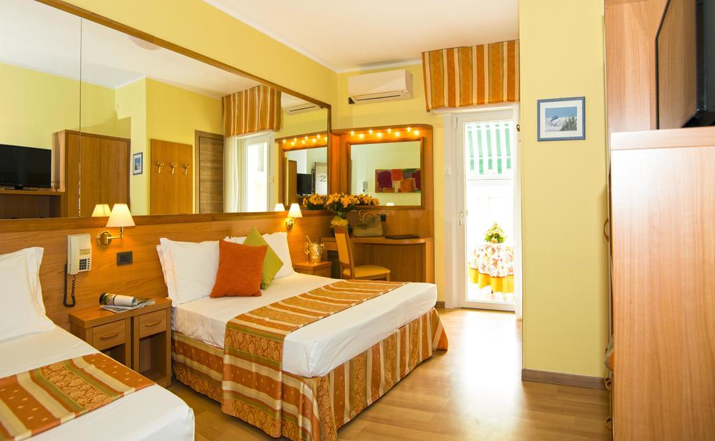 Hotel Al Prater Lignano Sabbiadoro Dış mekan fotoğraf