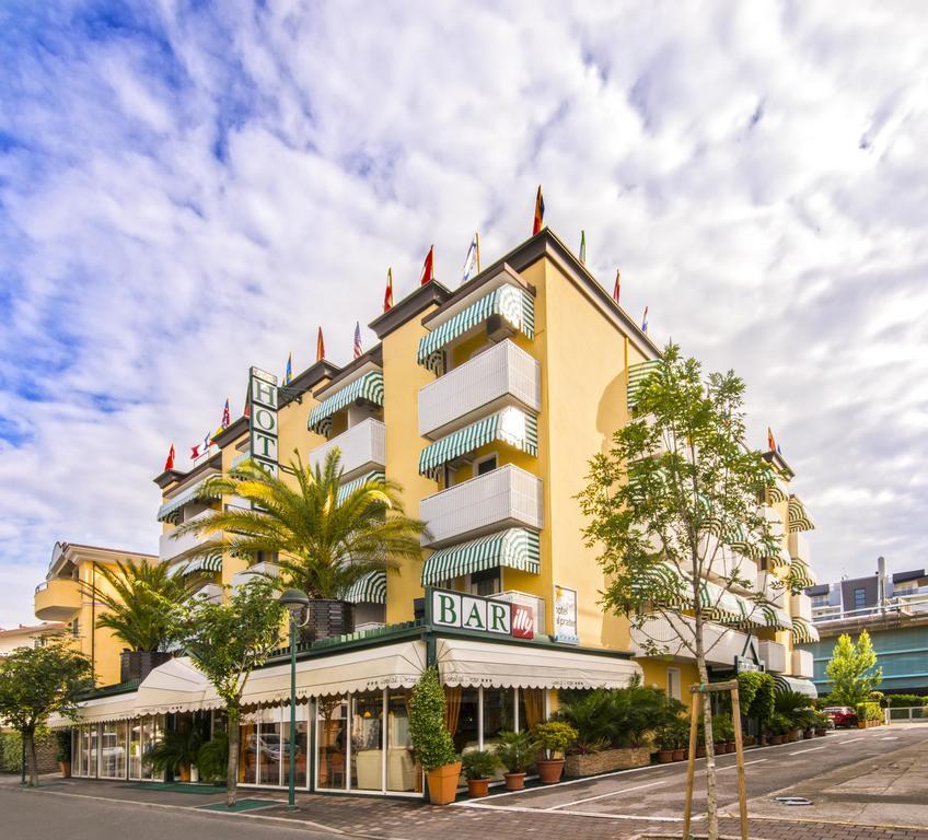 Hotel Al Prater Lignano Sabbiadoro Dış mekan fotoğraf