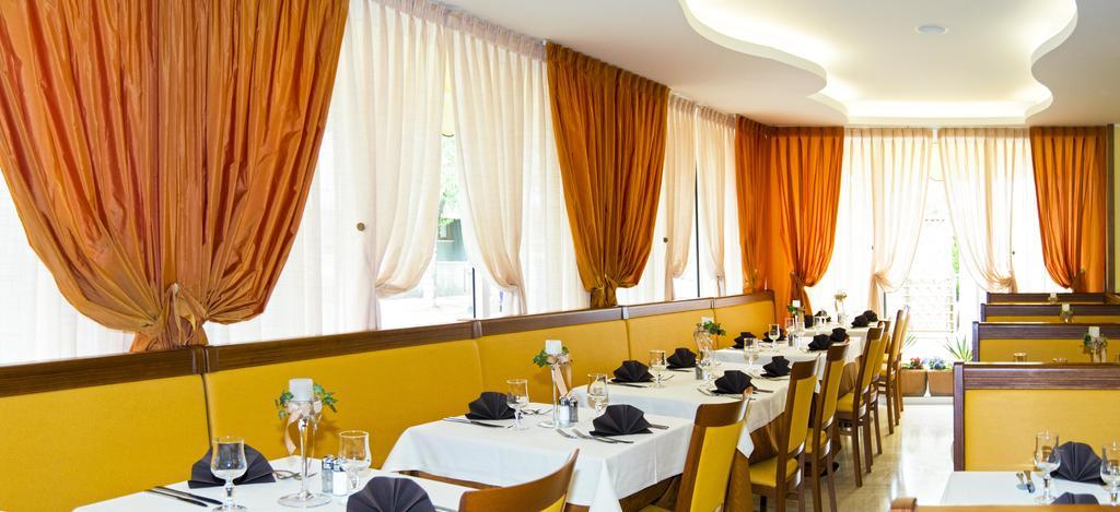 Hotel Al Prater Lignano Sabbiadoro Dış mekan fotoğraf