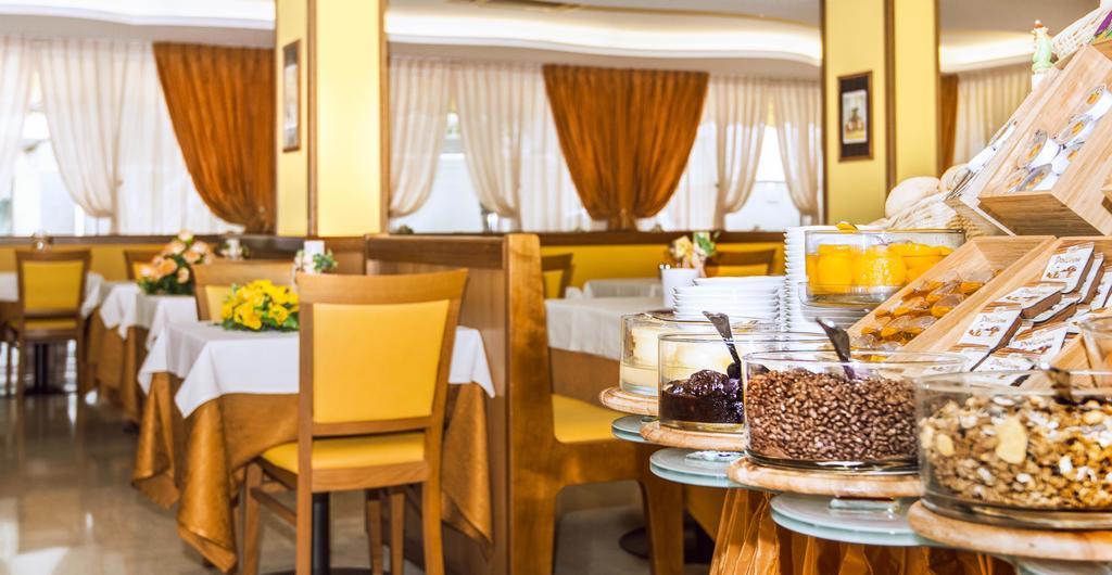 Hotel Al Prater Lignano Sabbiadoro Dış mekan fotoğraf