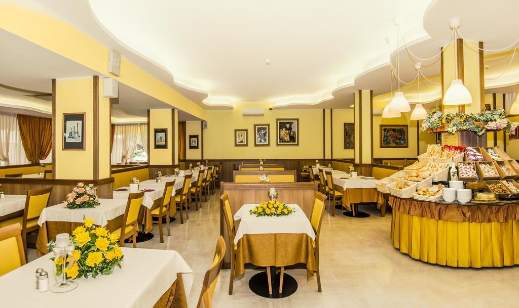 Hotel Al Prater Lignano Sabbiadoro Dış mekan fotoğraf
