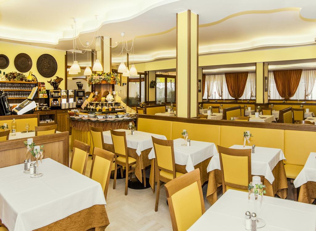 Hotel Al Prater Lignano Sabbiadoro Dış mekan fotoğraf