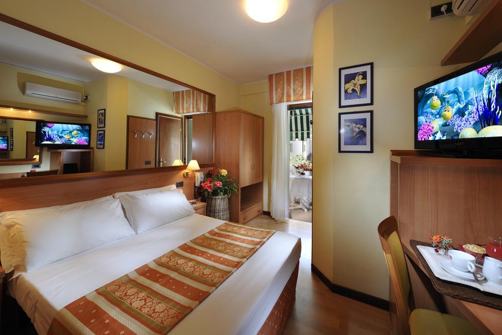 Hotel Al Prater Lignano Sabbiadoro Dış mekan fotoğraf